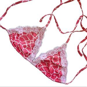 Beach Bunny Bikini Top‎